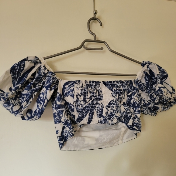 Abercrombie & Fitch Crop Top - Picture 2 of 4